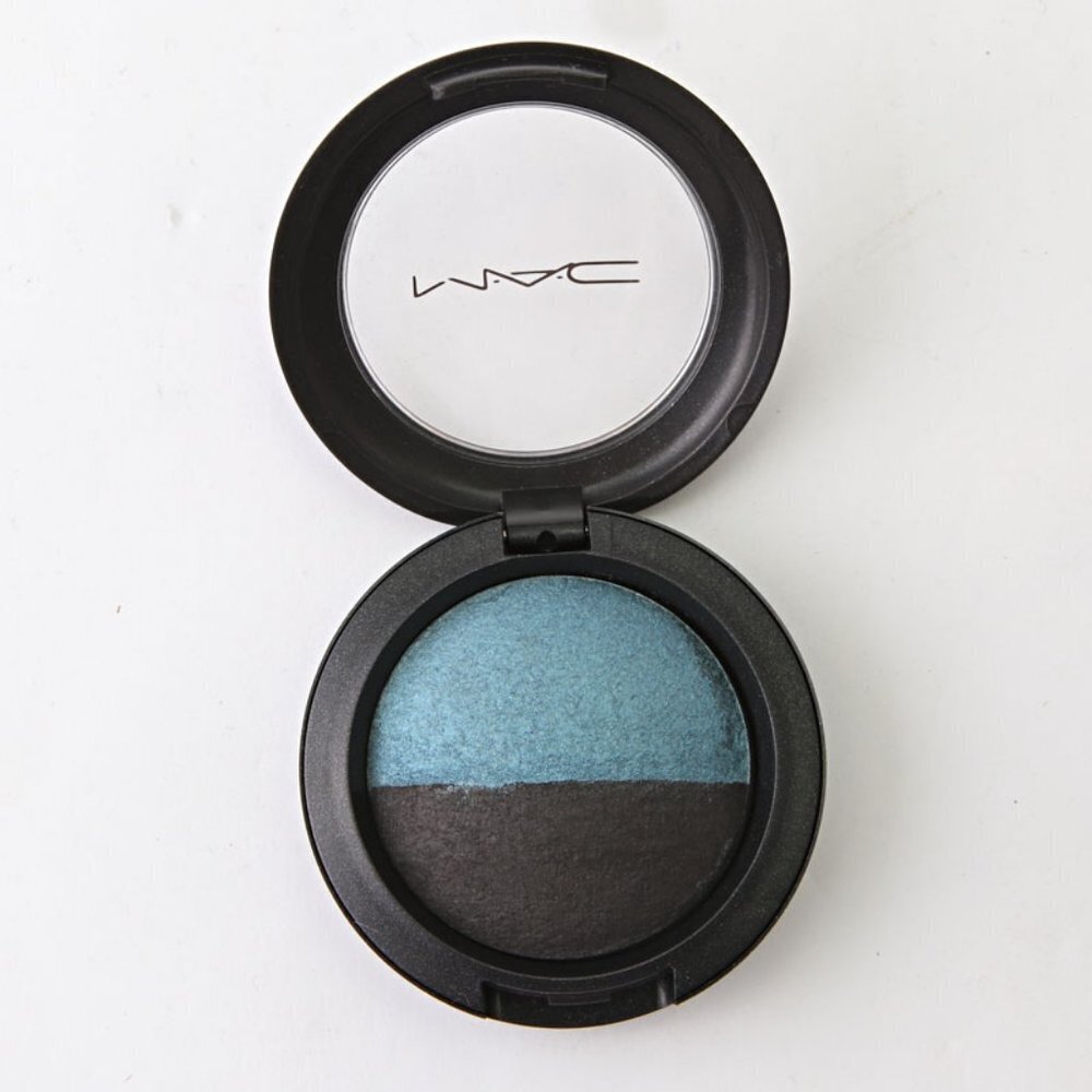 MAC Cosmetics Mineralize Eye Shadow DUO Heaven & Earth NEW in Box Blue Black